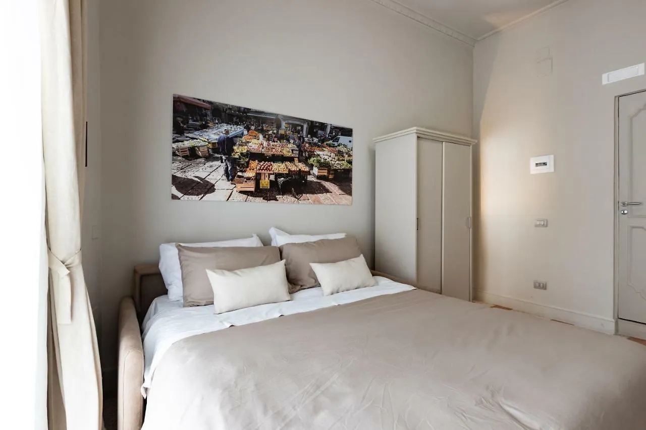 ** Guest house Art & B.E.D.S. Hotel Naples Italy